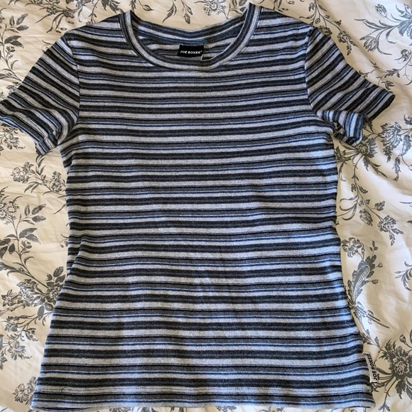 Crop Joe Boxer Tee - Picture 3 of 7